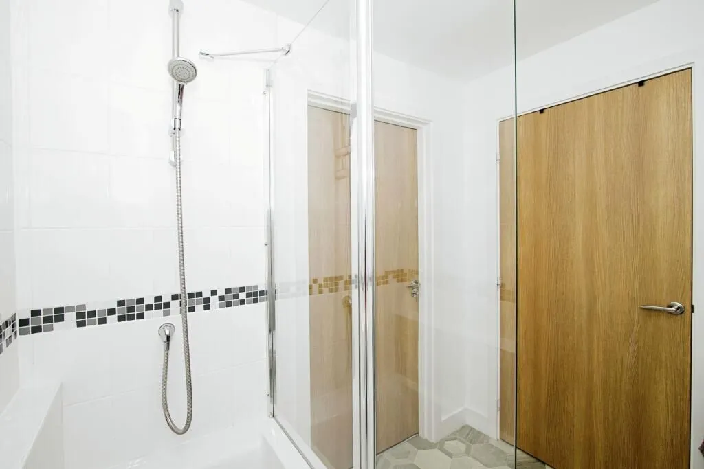 Chy Kensa, Jubilee Drive, Redruth, Cornwall, TR15 1DY - Online Auctions