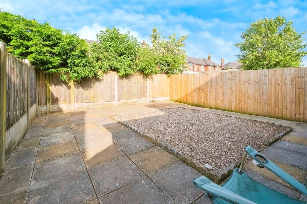 Bromborough, Wirral, Merseyside, CH62 7DF - Online Auctions