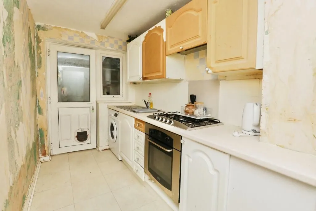 Liverpool, Merseyside, L15 4NE - Online Auctions
