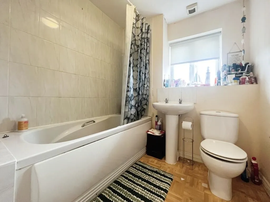 Bridgwater, Somerset, TA6 3UH - Online Properties