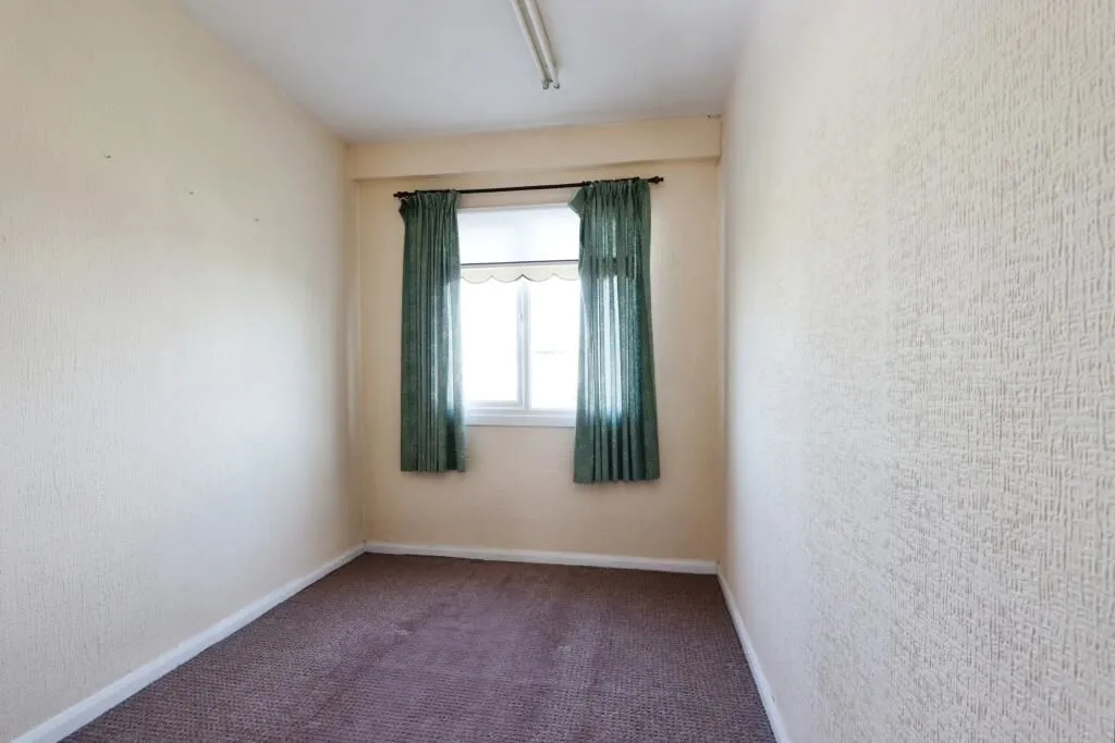 Sheffield, South Yorkshire, S6 1FE - Online Auctions