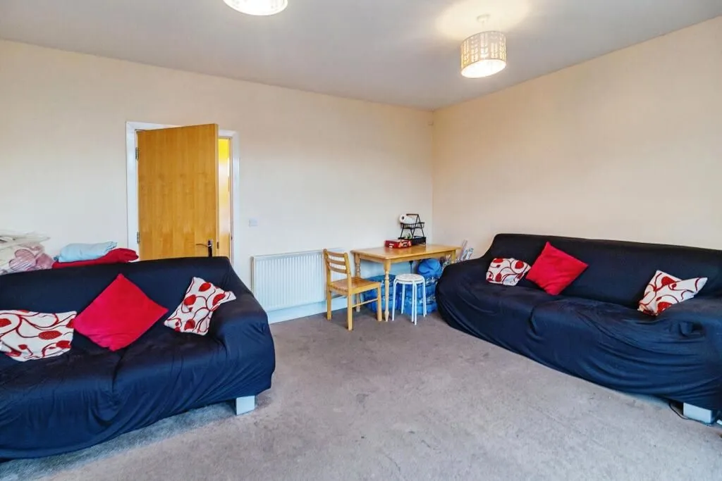 Ashland, Milton Keynes, Buckinghamshire, MK6 4AZ - Online Auctions
