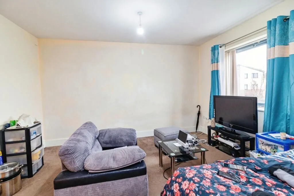 Ashland, Milton Keynes, Buckinghamshire, MK6 4AZ - Online Auctions