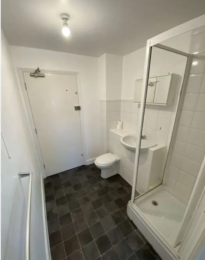 City Gate House, 399-425 Eastern Avenue, Ilford, Essex, IG2 6LQ - Online Auctions
