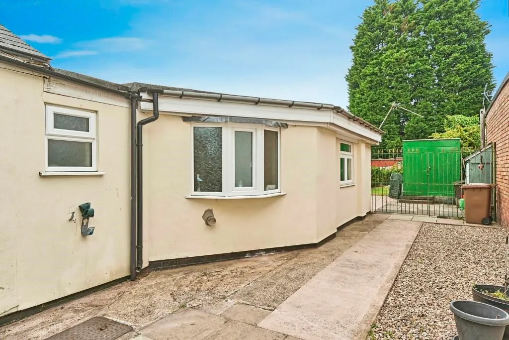 Darlaston, Wednesbury, West Midlands, WS10 8TW - Online Properties