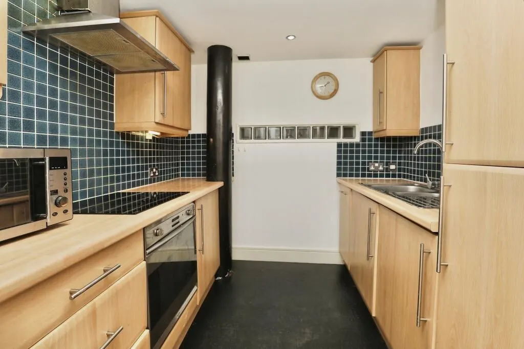 2 Stowell Street, Liverpool, Merseyside, L7 7DL - Online Auctions