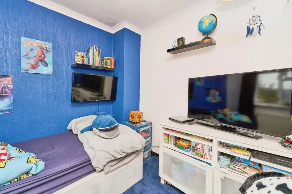West Drayton, Middlesex, UB7 7TZ - Online Properties