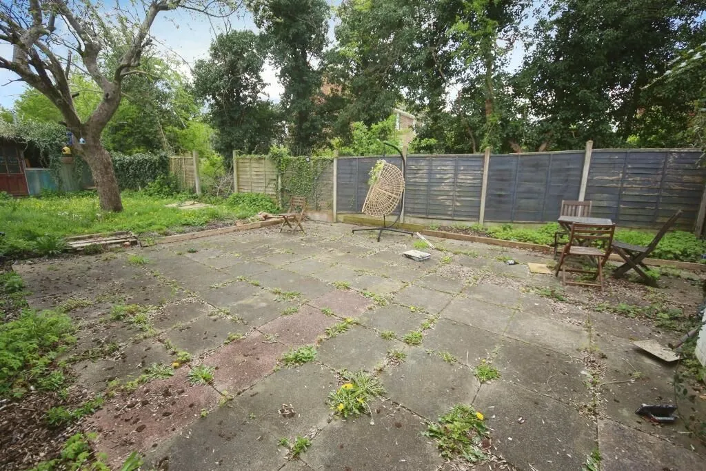 Redditch, Worcestershire, B98 0BU - Online Auctions
