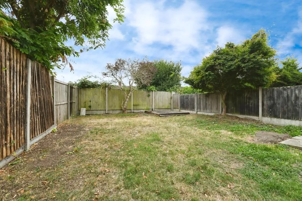 Chelmsford, Essex, CM1 2DR - Online Auctions