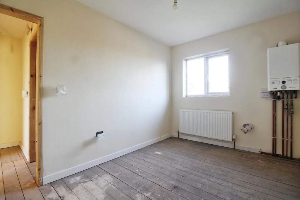 Upton, Pontefract, West Yorkshire, WF9 1JZ - Online Properties