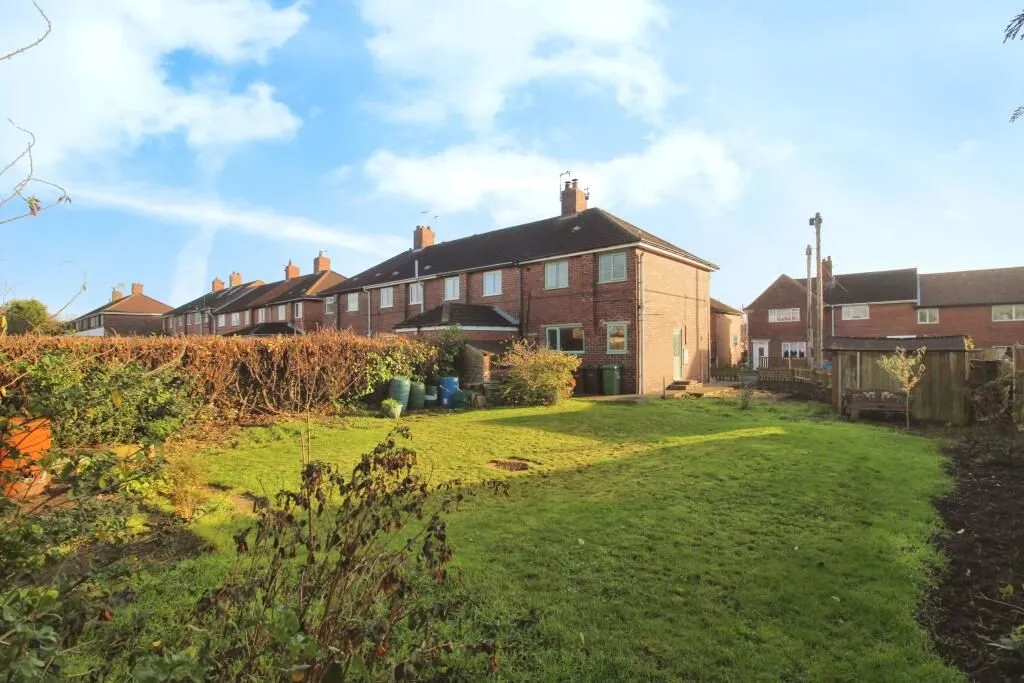 Upton, Pontefract, West Yorkshire, WF9 1JZ - Online Properties