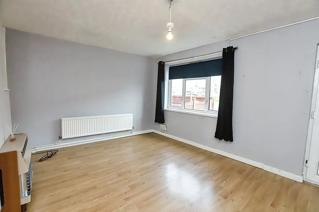 Wrexham, Clwyd, LL13 8TT - Online Auctions