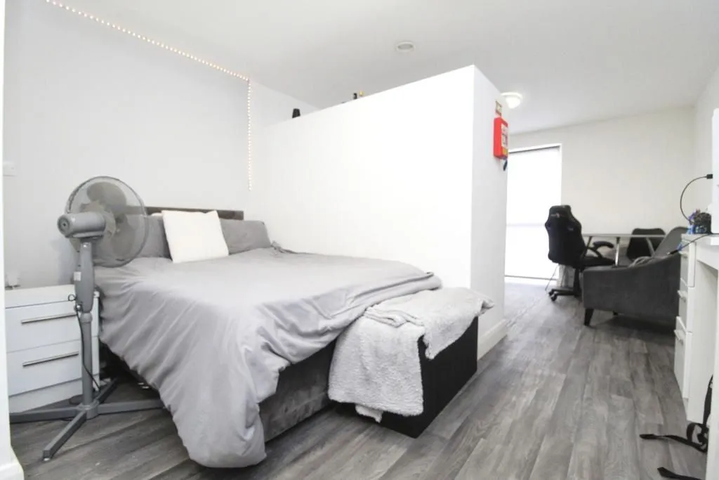 30 Fox Street, Liverpool, Merseyside, L3 3BQ - Online Auctions