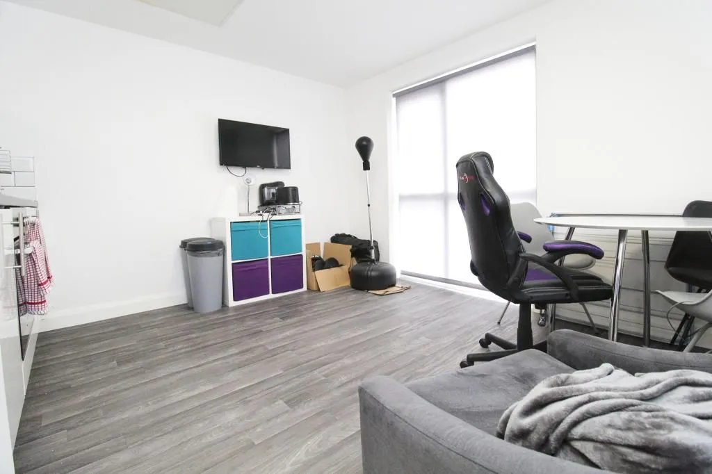 30 Fox Street, Liverpool, Merseyside, L3 3BQ - Online Auctions