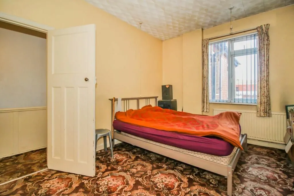 Coventry, West Midlands, CV6 7GW - Online Auctions