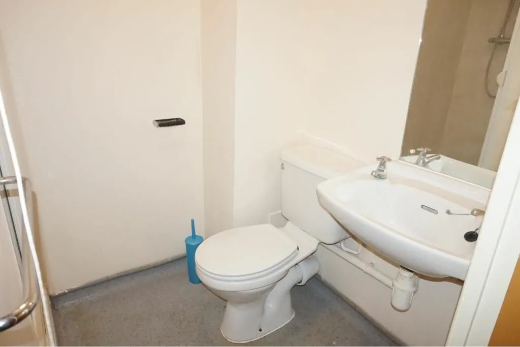 The Printhouse, 58 Woodgate Street, Loughborough, Leicestershire, LE11 2QD - Online Auctions