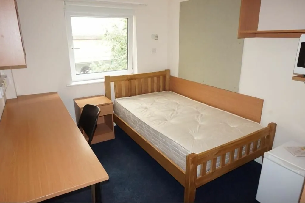 The Printhouse, 58 Woodgate Street, Loughborough, Leicestershire, LE11 2QD - Online Auctions