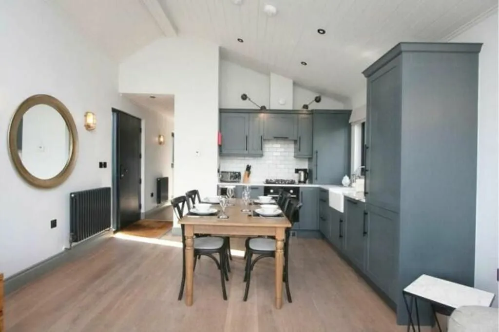 Winnards Perch, St. Columb, Cornwall, TR9 6DE - Online Auctions