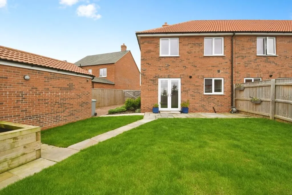 Louth, Lincolnshire, LN11 8FN - Online Auctions