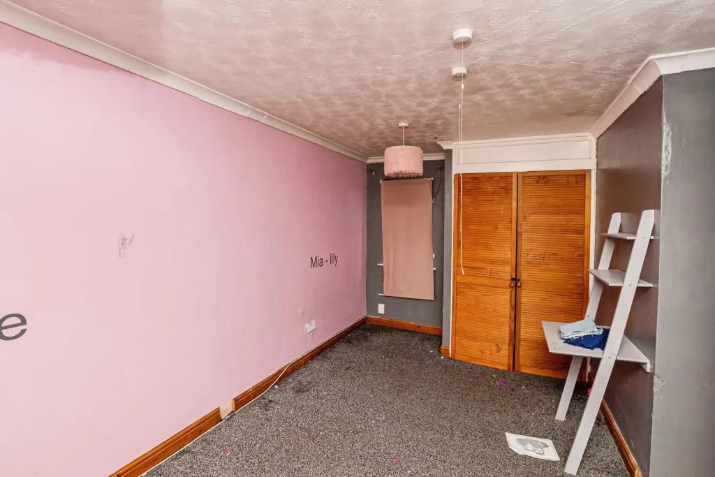 Corby, Northamptonshire, NN18 9JN - Online Properties