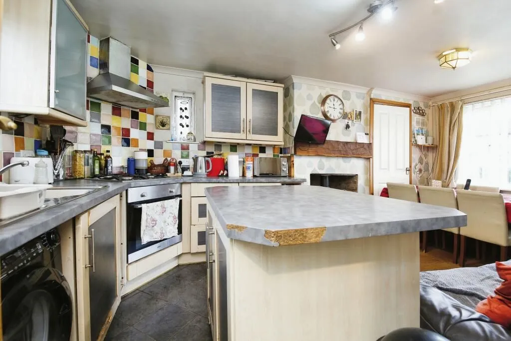 Gainford, Darlington, County Durham, DL2 3DE - Online Auctions