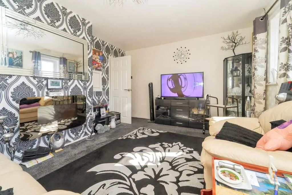 Bacup, Lancashire, OL13 8LB - Online Auctions