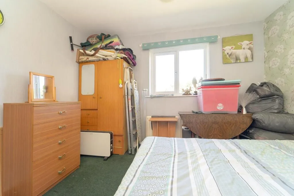 Bacup, Lancashire, OL13 8LB - Online Auctions