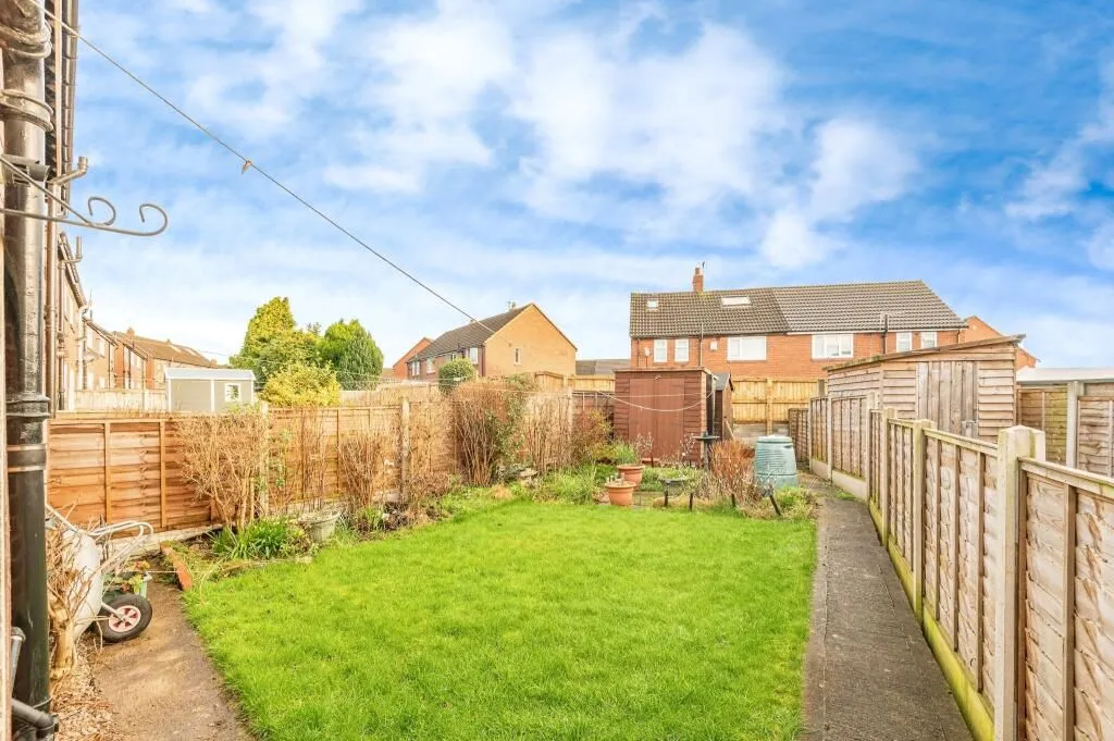 Rothwell, Leeds, West Yorkshire, LS26 0QR - Online Auctions