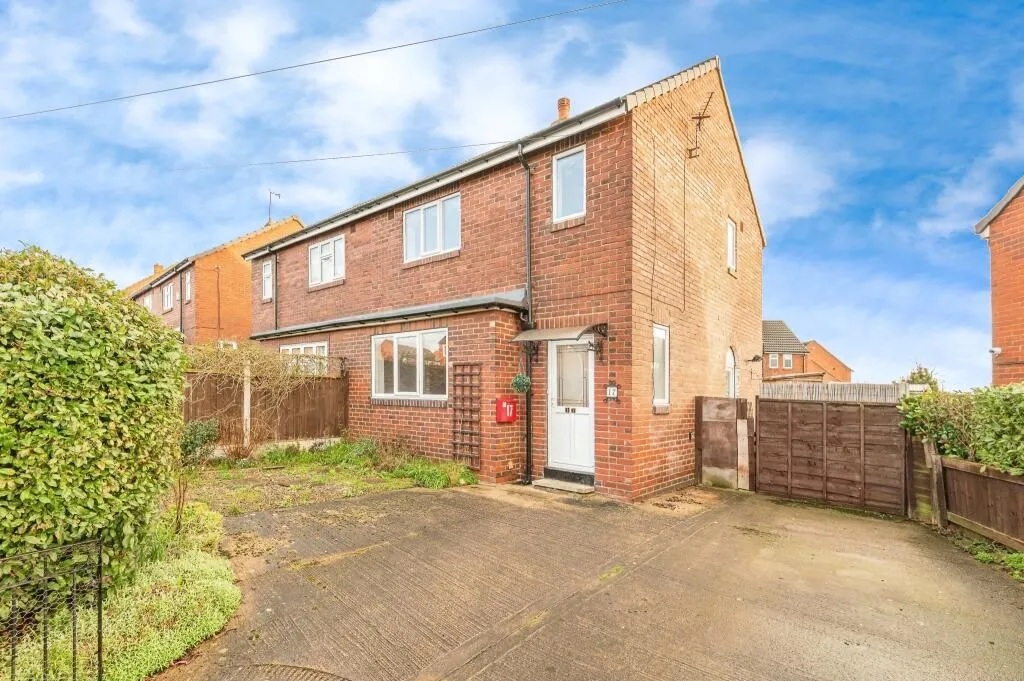 Rothwell, Leeds, West Yorkshire, LS26 0QR - Online Auctions