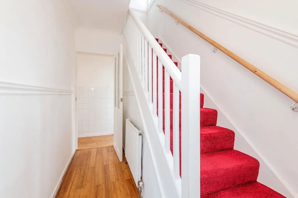 Rothwell, Leeds, West Yorkshire, LS26 0QR - Online Auctions