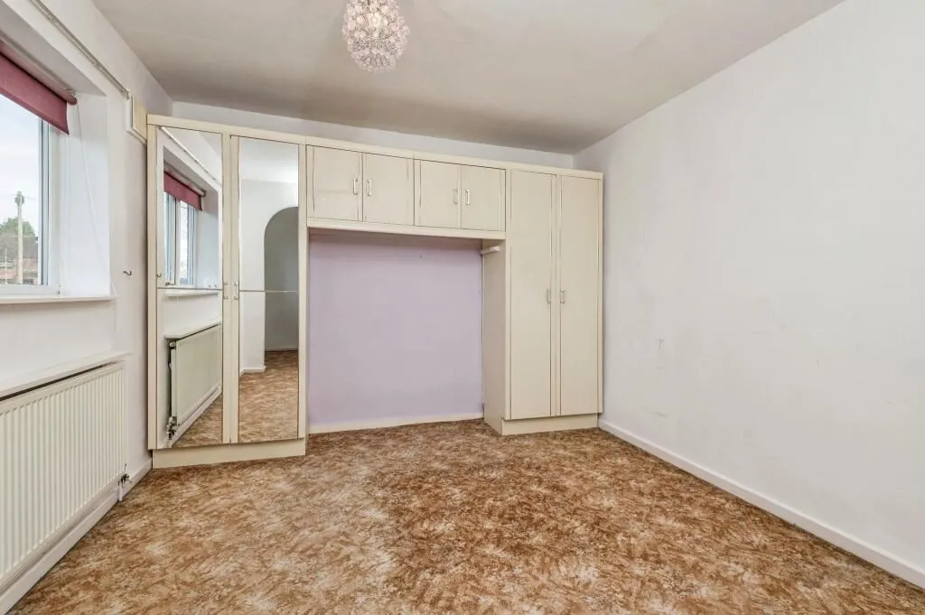 Rothwell, Leeds, West Yorkshire, LS26 0QR - Online Auctions