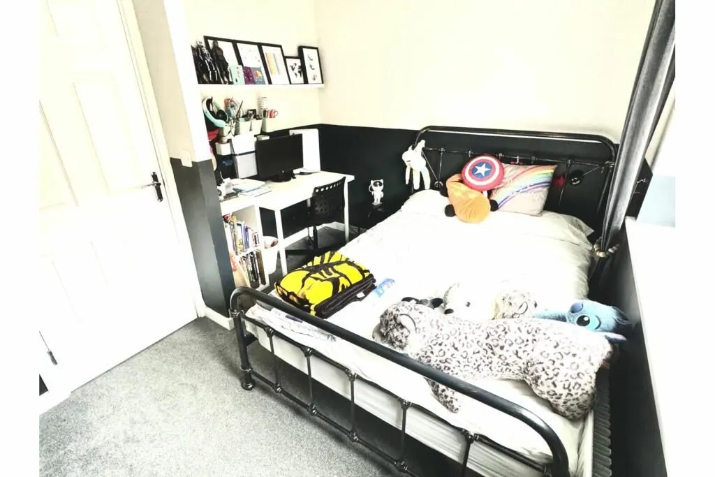 Peterlee, County Durham, SR8 3FD - Online Auctions