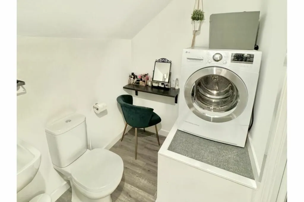 Peterlee, County Durham, SR8 3FD - Online Auctions