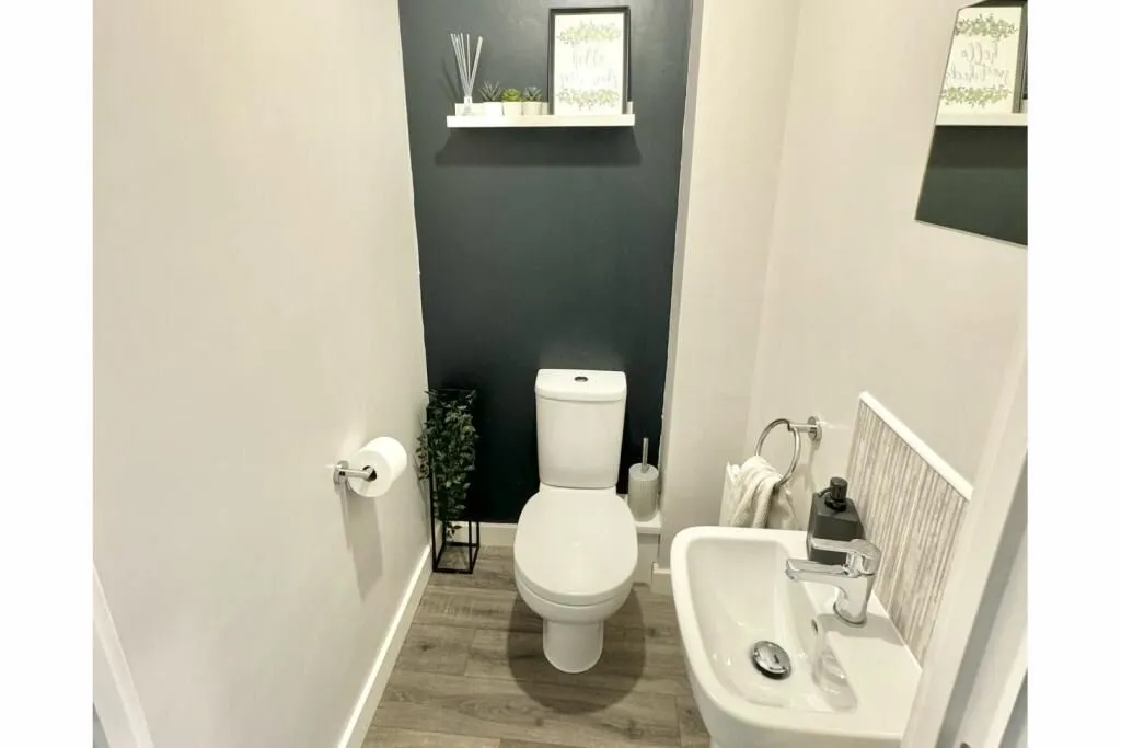 Peterlee, County Durham, SR8 3FD - Online Auctions