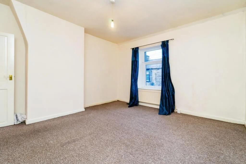 Clitheroe, Lancashire, BB7 1NR - Online Auctions