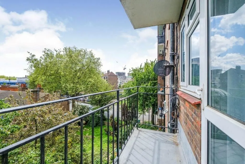 Offham House, Beckway Street, London, SE17 1TW - Online Auctions