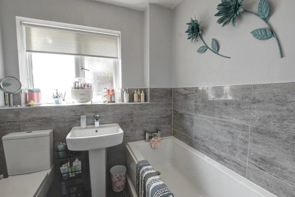 Birchwood, Warrington, Cheshire, WA3 6UY - Online Properties