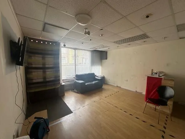 Aberbargoed, Bargoed, Mid Glamorgan, CF81 9BW - Online Properties