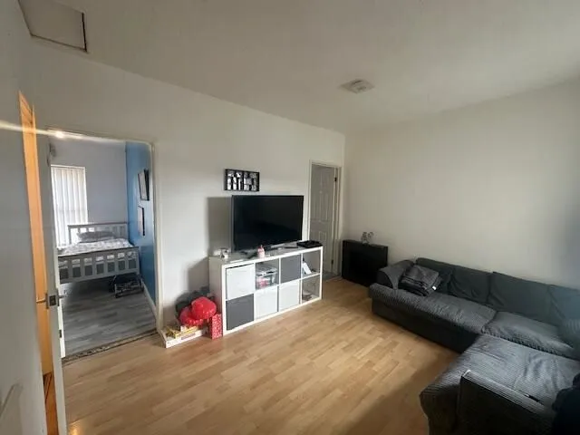 Aberbargoed, Bargoed, Mid Glamorgan, CF81 9BW - Online Properties