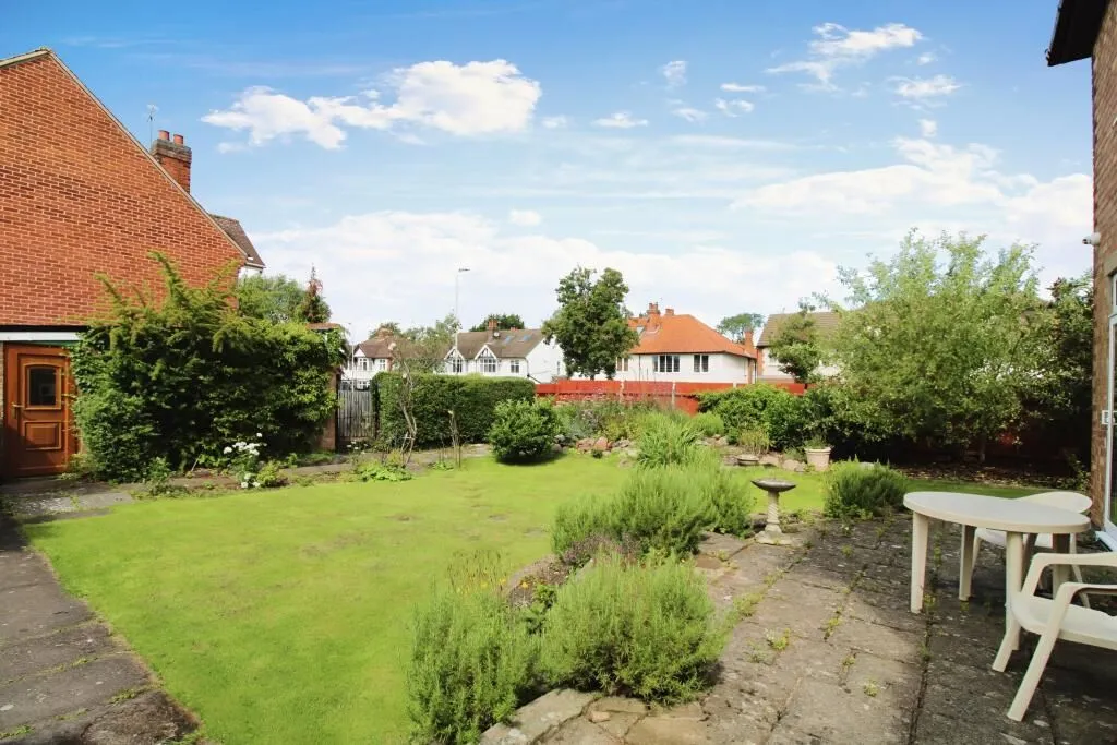Leicester, Leicestershire, LE2 3RF - Online Properties