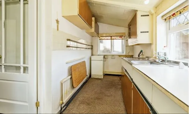 Cherry Willingham, Lincoln, Lincolnshire, LN3 4JS - Online Auctions