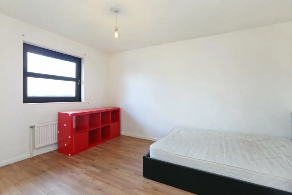London, SE23 2PX - Online Auctions