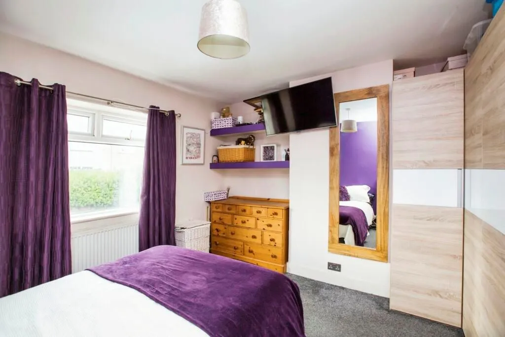 Brighouse, West Yorkshire, HD6 4BU - Online Auctions