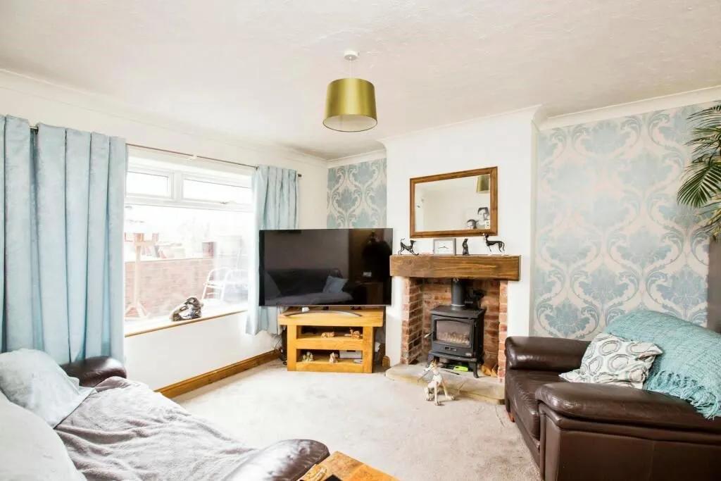 Brighouse, West Yorkshire, HD6 4BU - Online Auctions
