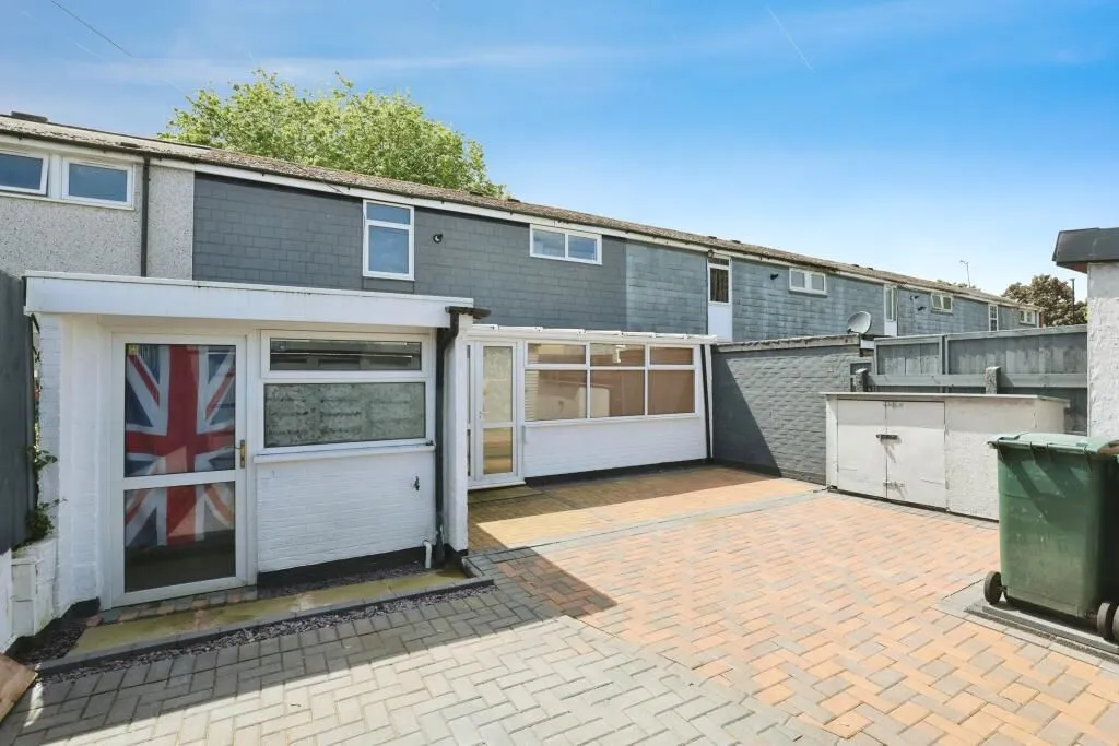 Binley, Coventry, West Midlands, CV3 2LS - Online Auctions