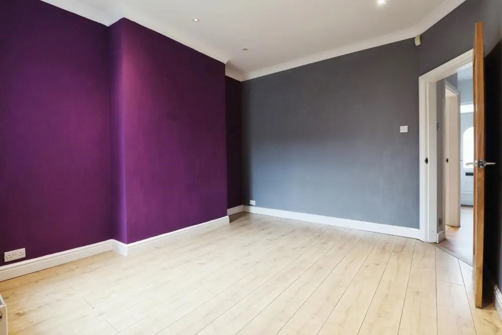 Doncaster, South Yorkshire, DN5 9RJ - Online Auctions
