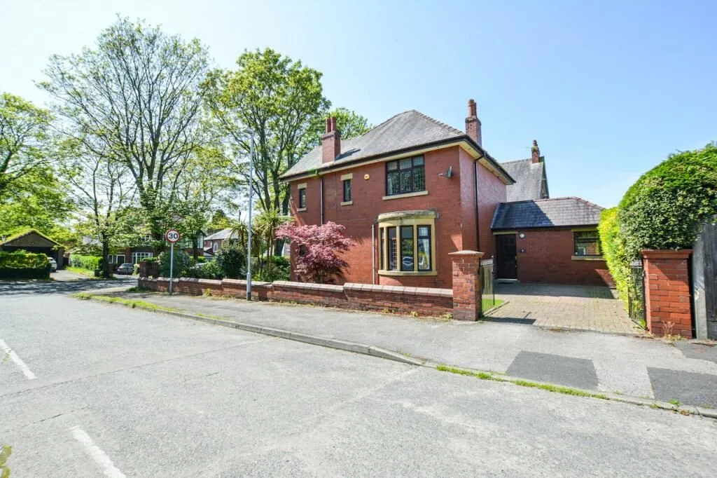 Ashton-on-Ribble, Preston, Lancashire, PR2 1AJ - Online Auctions
