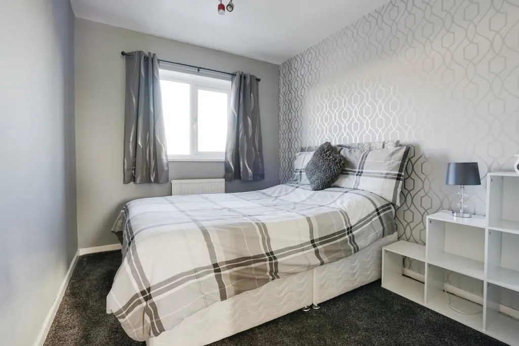 Sothall, Sheffield, South Yorkshire, S20 2PF - Online Auctions