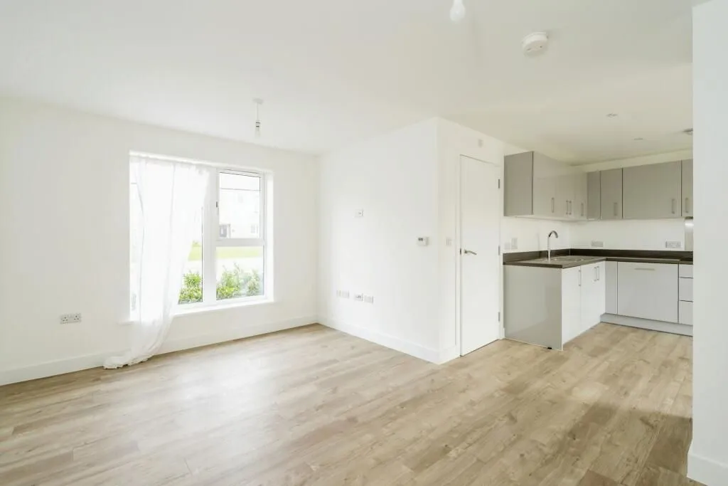 Chichester, West Sussex, PO19 6ER - Online Auctions