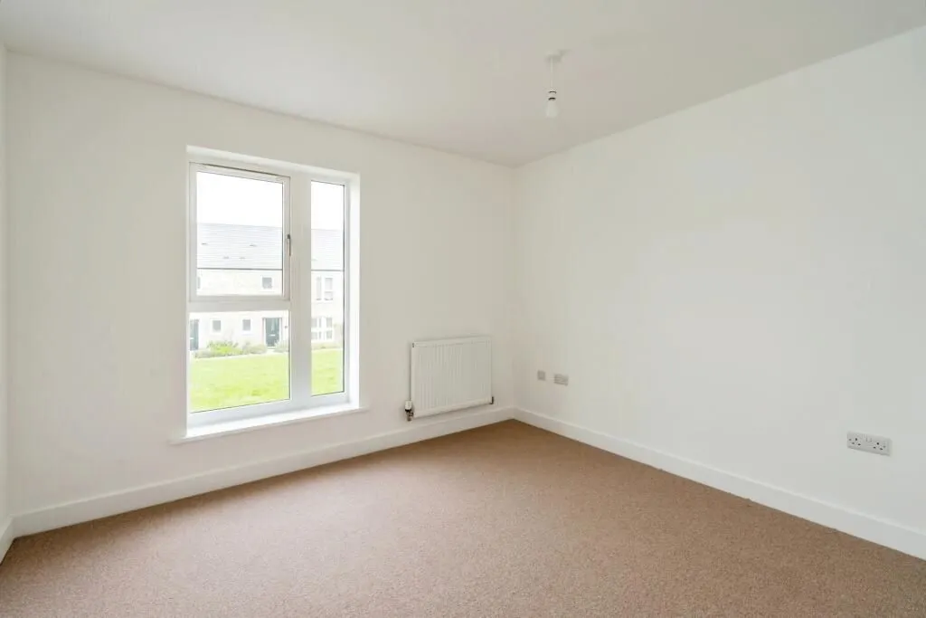 Chichester, West Sussex, PO19 6ER - Online Auctions